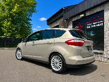 2015 Ford C-Max Hybrid SE - Photo 12