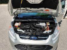 2015 Ford C-Max Hybrid SE - Photo 14