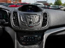 2015 Ford C-Max Hybrid SE - Photo 18