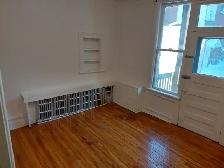 1 Bedroom Sandy Hill Apartment for Rent (508 Besserer St) - Photo 3