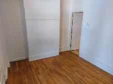 1 Bedroom Sandy Hill Apartment for Rent (508 Besserer St) - Photo 4