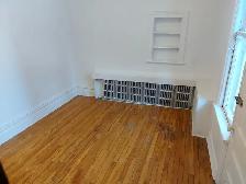 1 Bedroom Sandy Hill Apartment for Rent (508 Besserer St) - Photo 5