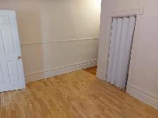 1 Bedroom Sandy Hill Apartment for Rent (508 Besserer St) - Photo 7