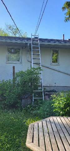 30' foot aluminum ladder - Photo 2