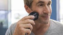 Brand New Philips Electric Rotary Shaver & Trimmer - Photo 5