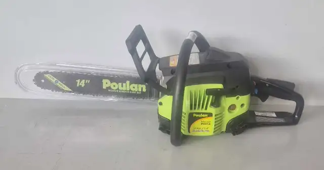 14' 33cc Poulan P3314 Chainsaw (29981303)