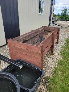 Raised garden bed - Photo 3