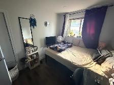 Private room for rent - Photo 2