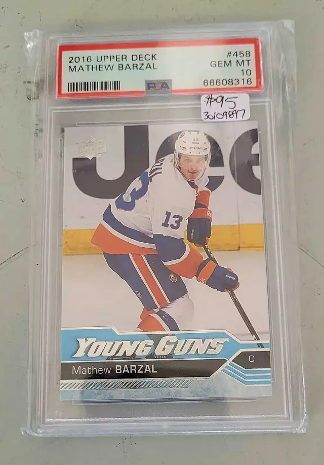 UpperDeck Young Guns 2016-17 Mathew Barzal (30109897)
