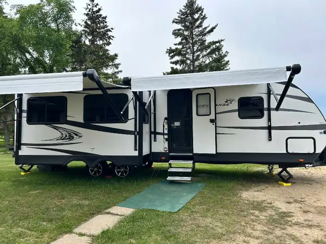 2019 Open Range Ultra Lite Travel Trailer