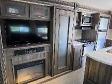 2019 Open Range Ultra Lite Travel Trailer - Photo 9