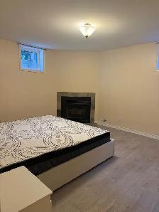 FURNISHED ROOM FOR RENT IN RICHMOND HILL - Photo 2