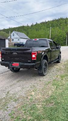 2018 F150 xlt sport with fx4 package - Photo 4
