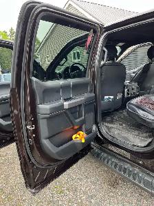 2018 F150 xlt sport with fx4 package - Photo 9
