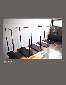 MOBILIER COMMERCIAL / PRÉSENTOIRS / BUREAU / TABLES - Photo 8