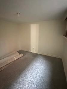 3 Bedroom-1 bath basement apartment for rent - Photo 5