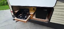 2018 AVENGER 27DBS-BIG BUNKS-SLEEP9-OUTSIDE KITCHNEN-LITE-6544LB - Photo 5