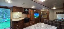 2018 AVENGER 27DBS-BIG BUNKS-SLEEP9-OUTSIDE KITCHNEN-LITE-6544LB - Photo 8