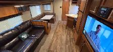 2018 AVENGER 27DBS-BIG BUNKS-SLEEP9-OUTSIDE KITCHNEN-LITE-6544LB - Photo 13