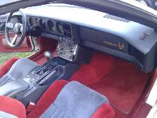 1985 Pontiac Trans Am T-top toute original comme neuf - Photo 4