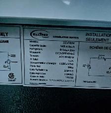 Upright Ellipse Freezer - Excellent Condition - Photo 3