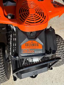 30" Columbia riding lawnmower - Photo 6