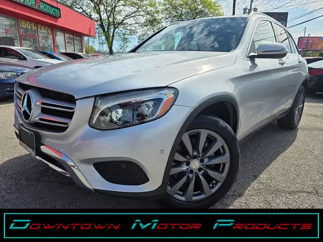 2016 Mercedes-Benz GLC GLC 300 4MATIC Nav / Sunroof / LTH / Rea