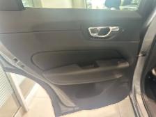 2019 Volvo XC60 MOMENTUM | AWD | NAVI | LEATHER | 2 SET TIRE - Photo 23
