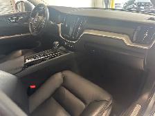 2019 Volvo XC60 MOMENTUM | AWD | NAVI | LEATHER | 2 SET TIRE - Photo 29