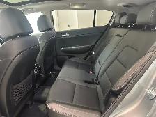 2020 Kia Sportage EX | 2.4L | AWD | LEATHER | ROOF | CAM | NO CL - Photo 27