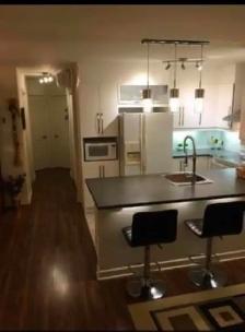 Condo divise avec 2 stationnement privé face à l'adresse - Photo 7