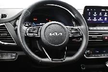 2022 Kia Seltos SX Leather, Sunroof, Apple/Android, One Owner, F - Photo 24