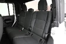 2021 Jeep Gladiator Sport 4X4 7500 Towing Capacity!! One owner, - Photo 17