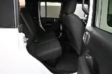 2021 Jeep Gladiator Sport 4X4 7500 Towing Capacity!! One owner, - Photo 24