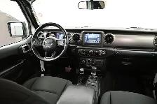 2021 Jeep Gladiator Sport 4X4 7500 Towing Capacity!! One owner, - Photo 27