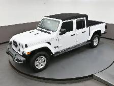 2021 Jeep Gladiator Sport 4X4 7500 Towing Capacity!! One owner, - Photo 48
