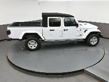 2021 Jeep Gladiator Sport 4X4 7500 Towing Capacity!! One owner, - Photo 53