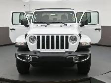 2021 Jeep Gladiator Sport 4X4 7500 Towing Capacity!! One owner, - Photo 56