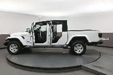 2021 Jeep Gladiator Sport 4X4 7500 Towing Capacity!! One owner, - Photo 58