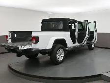 2021 Jeep Gladiator Sport 4X4 7500 Towing Capacity!! One owner, - Photo 61