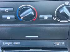 2004 BMW 3-Series 4dr Sdn RWD 320i, Only 100,000 KM, FREE 5000 K - Photo 19