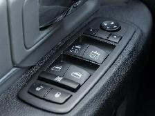 2023 RAM 1500 Classic SLT 4x4 Crew Cab - Photo 12