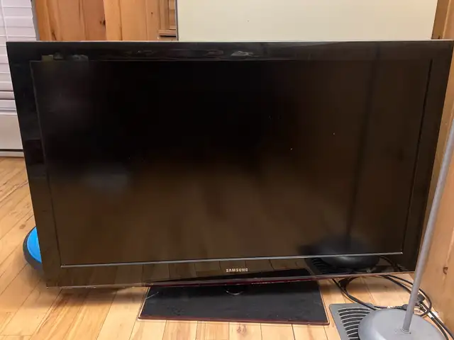 50" Samsung TV