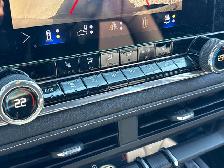 2026 Chevrolet Colorado 4WD LT Low Mileage - Photo 16