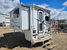 2015 Eagle Cap 10 Ft Truck Camper 960 - Photo 4