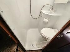2015 Eagle Cap 10 Ft Truck Camper 960 - Photo 19