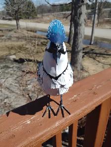 Two metal birds perfect for indoor or outdoor Blue Jay Cardinal - Photo 2