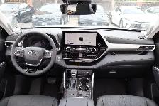 2026 Toyota Highlander Hybrid Limited - Photo 9