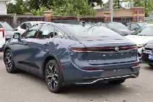 2025 Toyota Crown LIMITED - Photo 5