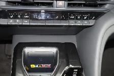 2025 Toyota Crown LIMITED - Photo 9